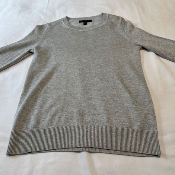 Banana Republic Pullover - Picture 4 of 14